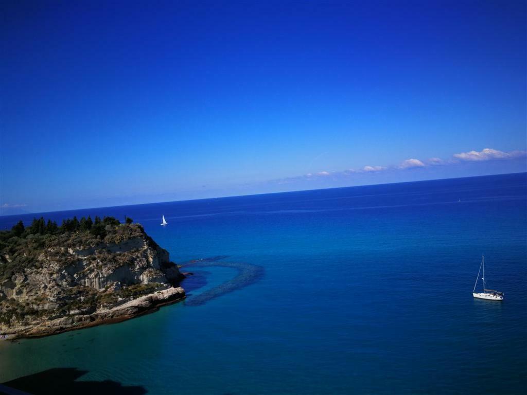 Isola Bella Sea-View Apartment Tropea Exterior foto